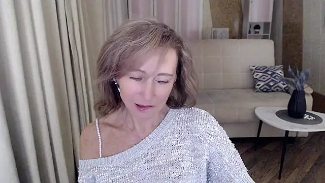 Snapshot of HornyMilf_777 chatting on 01.16.25 HornyMilf 777 online show from 01.16.25