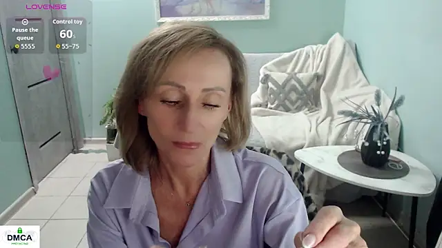 Snapshot of HornyMilf_777 chatting on 06.22.26 HornyMilf 777 online show from 06.22.26