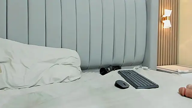 MILEY JOAS2 online show from 03.01.25