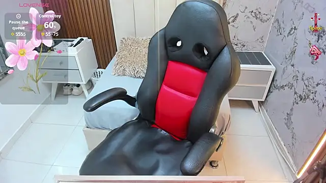 Snapshot of MILEY_JOAS2 chatting on 02.21.26 MILEY JOAS2 online show from 02.21.26