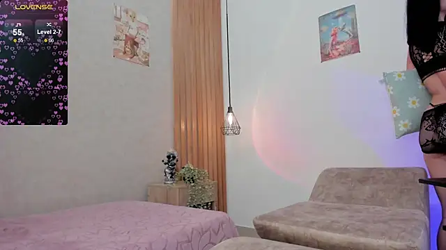Snapshot of PawgGirl18 chatting on 01.28.25 PawgGirl18 online show from 01.28.25
