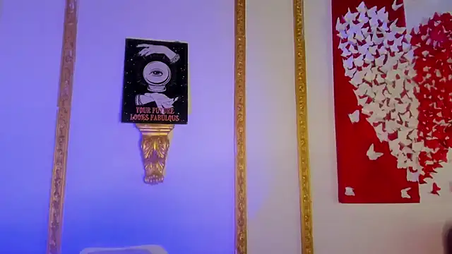 Snapshot of CandyQueenGold chatting on 03.12.25 CandyQueenGold online show from 03.12.25