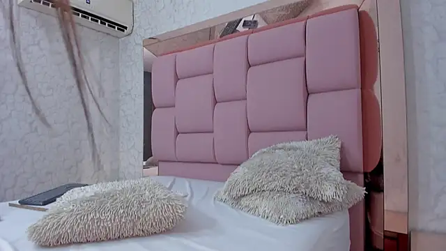  Molly rosse  online show from 01.03.25