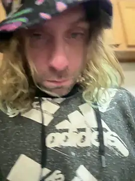 4kUsh2Fashion0 online show from 12.21.24