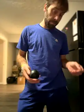 4kUsh2Fashion0 online show from 10.03.25