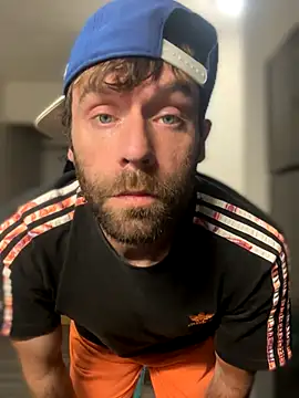 4kUsh2Fashion0 online show from 10.06.25