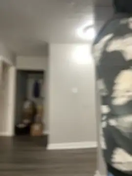 4kUsh2Fashion0 online show from 10.23.25