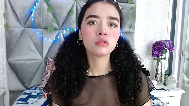 Angela lovee online show from 12.18.24