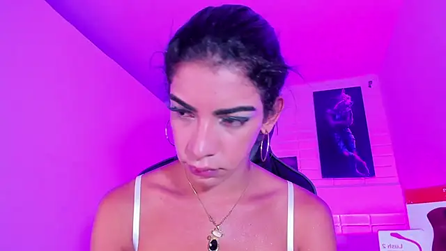 Alahia Rodriguez online show from 02.05.25