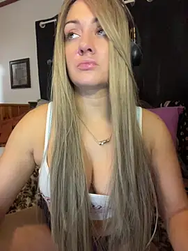 Snapshot of MimiLiciax chatting on 05.26.26 MimiLiciax online show from 05.26.26