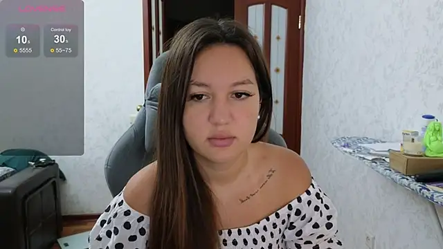 Snapshot of Nelly_Fischer chatting on 12.02.24 Nelly Fischer online show from 12.02.24
