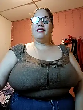 EllisW8 online show from 01.22.25
