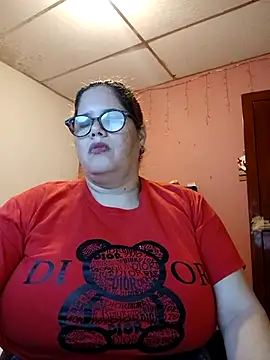 EllisW8 online show from 02.18.25