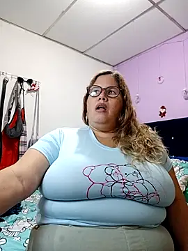 EllisW8 online show from 11.08.25