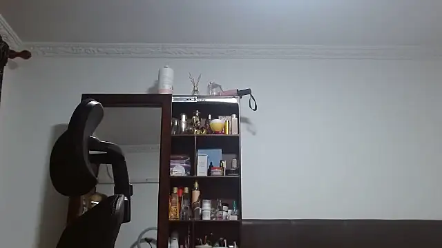 Snapshot of asleycavta chatting on 09.17.25 asleycavta online show from 09.17.25