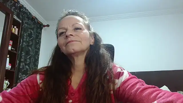 Snapshot of asleycavta chatting on 10.16.25 asleycavta online show from 10.16.25