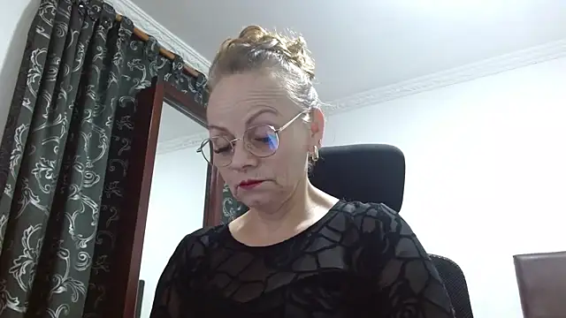 asleycavta online show from 11.20.25