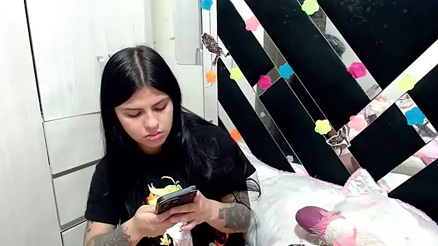 katery wok11 online show from 10.28.25