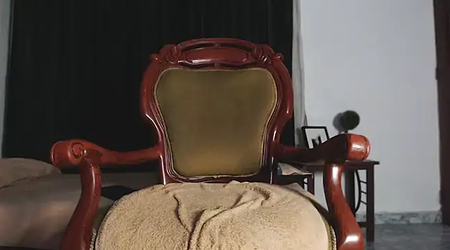 Snapshot of HomeAloneK chatting on 02.20.25 HomeAloneK online show from 02.20.25