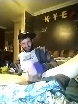 Snapshot of Nawtyslaveteen chatting on 11.17.25 Nawtyslaveteen online show from 11.17.25