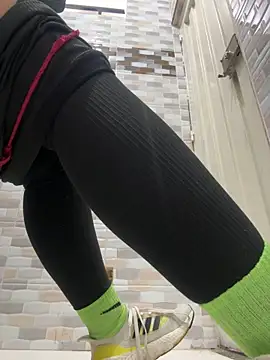 Snapshot of kim_monti chatting on 02.09.26 kim monti online show from 02.09.26