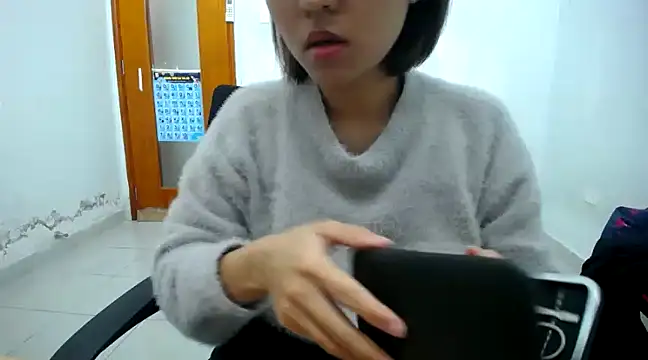 Michiko1 online show from 01.30.25