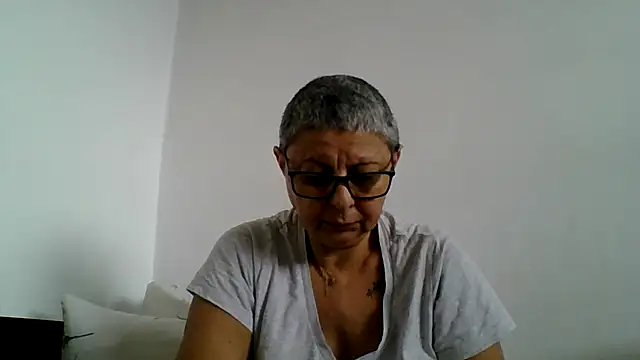 roseblak42 online show from 12.05.25