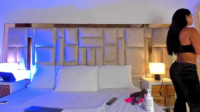 Snapshot of Miss_Abigail_ chatting on 02.26.26 Miss Abigail online show from 02.26.26