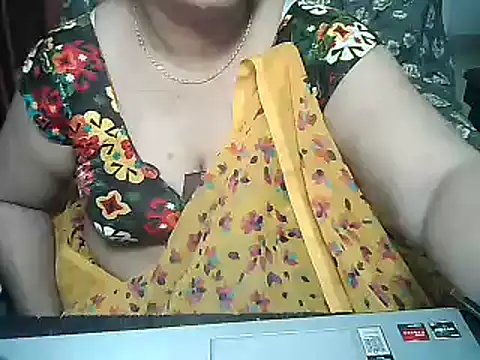 Snapshot of Punambhabisexy chatting on 03.06.25 Punambhabisexy online show from 03.06.25
