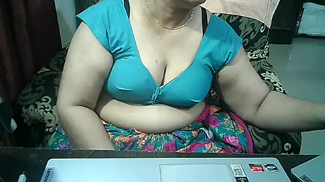 Snapshot of Punambhabisexy chatting on 09.15.25 Punambhabisexy online show from 09.15.25