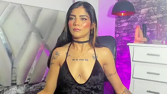 Trinna harperr online show from 01.16.25