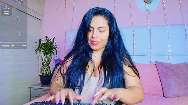 kiana cream online show from 03.12.25