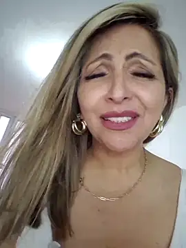  Abril-Office1 online show from 02.14.25