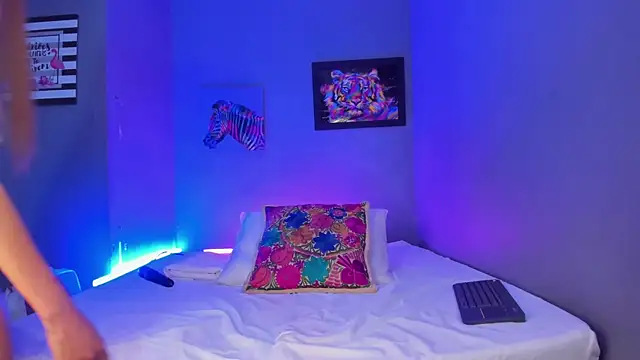 IsabellaSpencer online show from 02.01.25