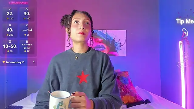 IsabellaSpencer online show from 10.16.25