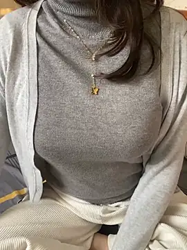 Ruby bear online show from 02.10.25