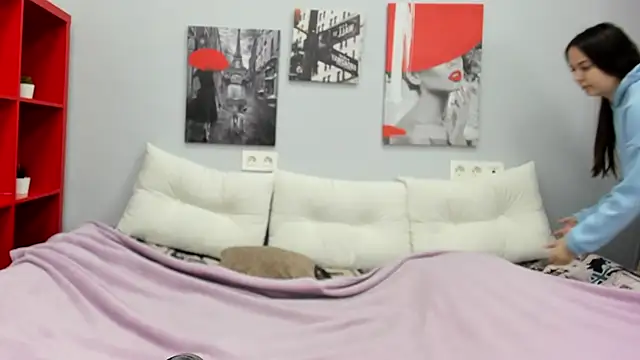 Tiny JuJu online show from 10.22.25