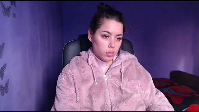 LovelyJulliette online show from 01.07.25