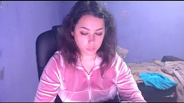 LovelyJulliette online show from 01.11.25