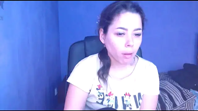 LovelyJulliette online show from 01.20.25