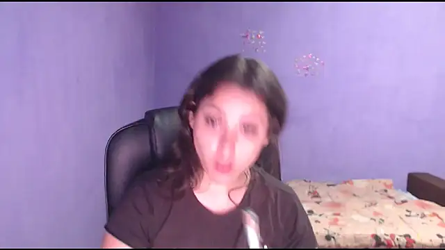 LovelyJulliette online show from 01.27.25