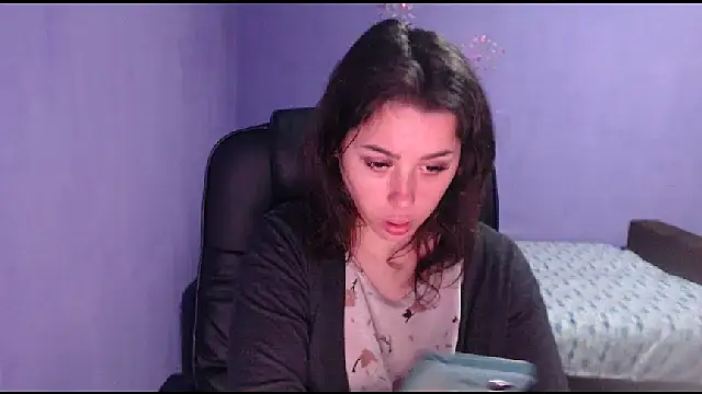 LovelyJulliette online show from 02.03.25