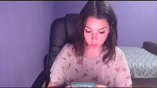 LovelyJulliette online show from 02.03.25