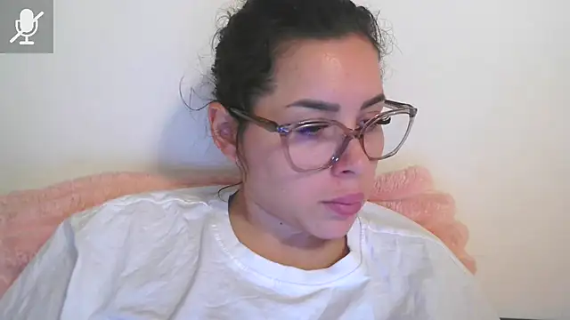 LovelyJulliette online show from 11.08.25