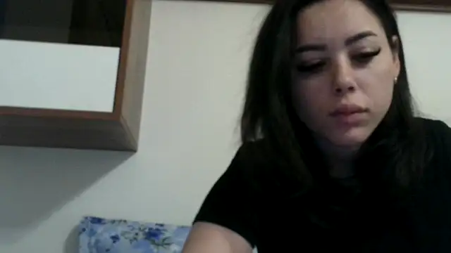 LovelyJulliette online show from 01.12.26