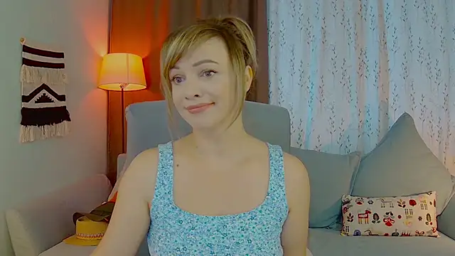 NandiSmile online show from 09.25.25