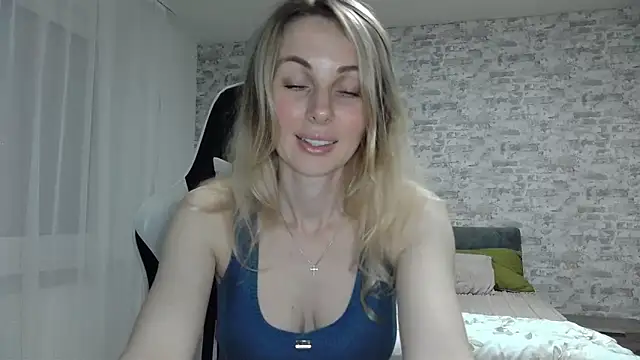 Snapshot of AlissonBia chatting on 05.20.26 AlissonBia online show from 05.20.26