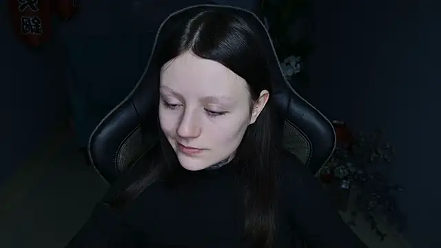 VeliraBraitberg online show from 01.08.25