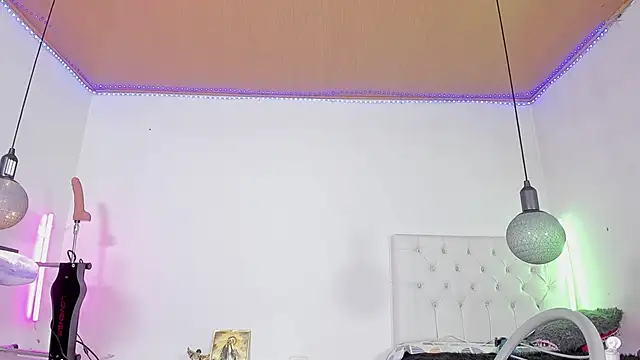shannon kane  online show from 12.13.24
