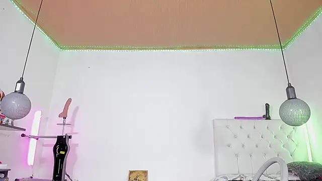 shannon kane  online show from 12.23.24